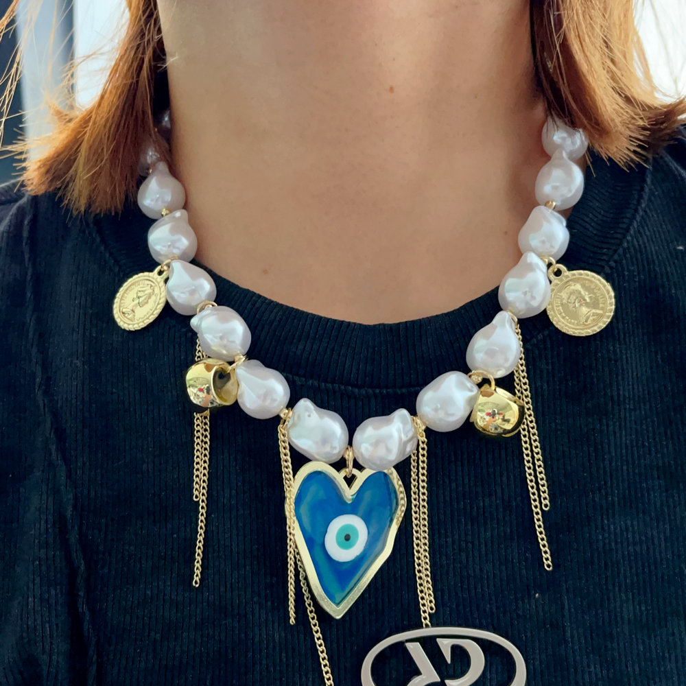 Glass pearl blue eye necklace