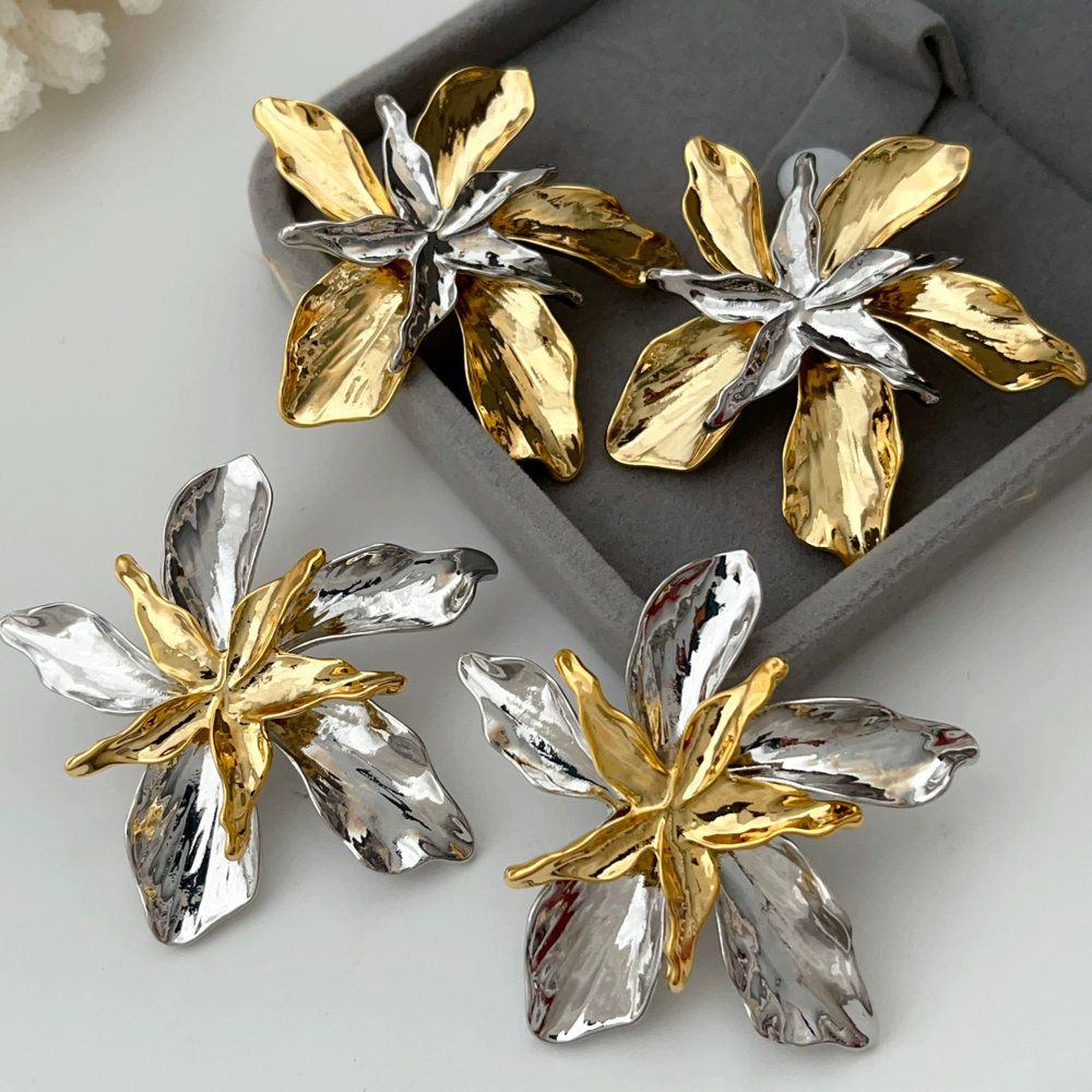 Two tone flower earrings