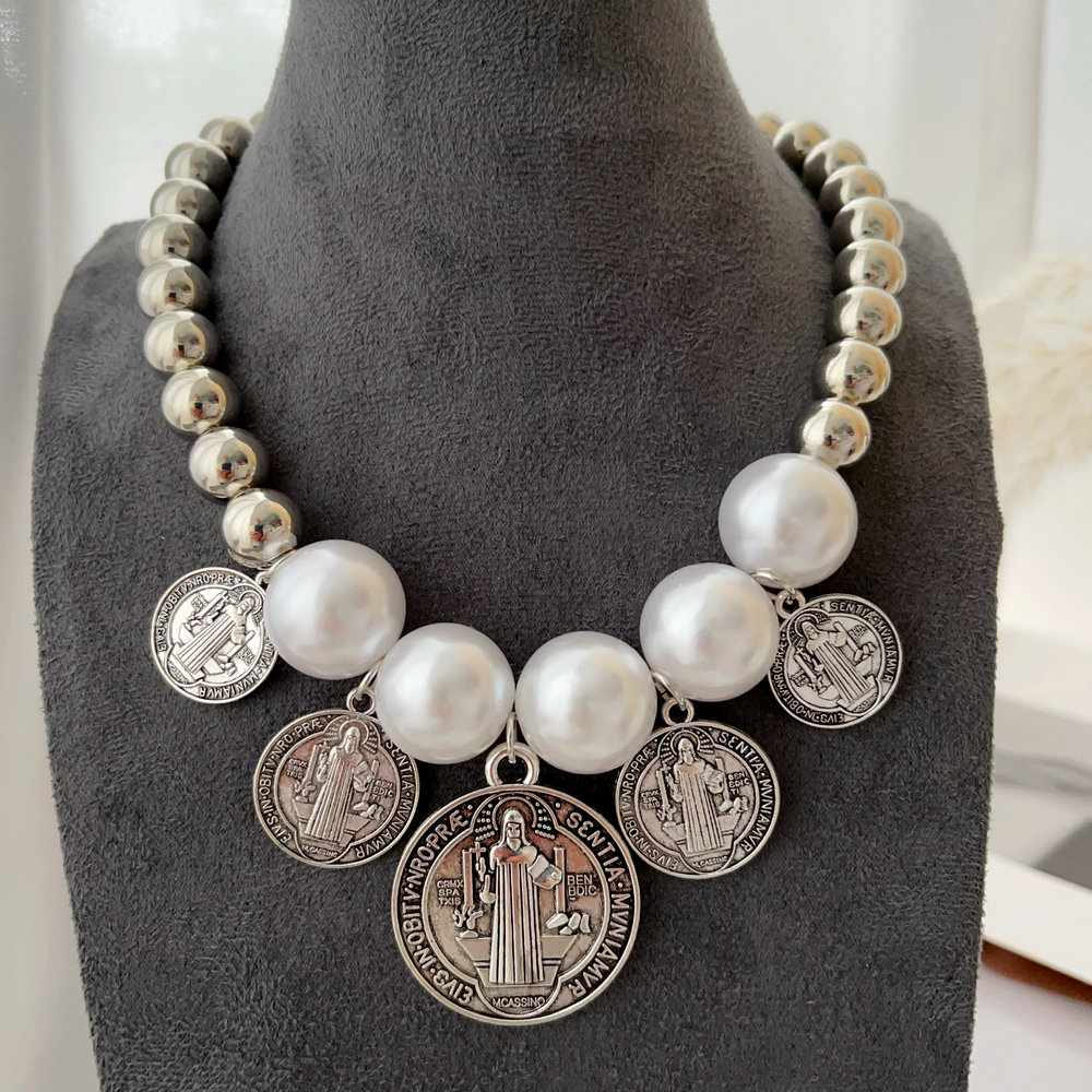 San banti charm bead necklace