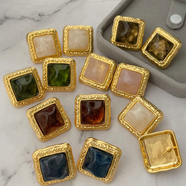 Acrylic square earrings