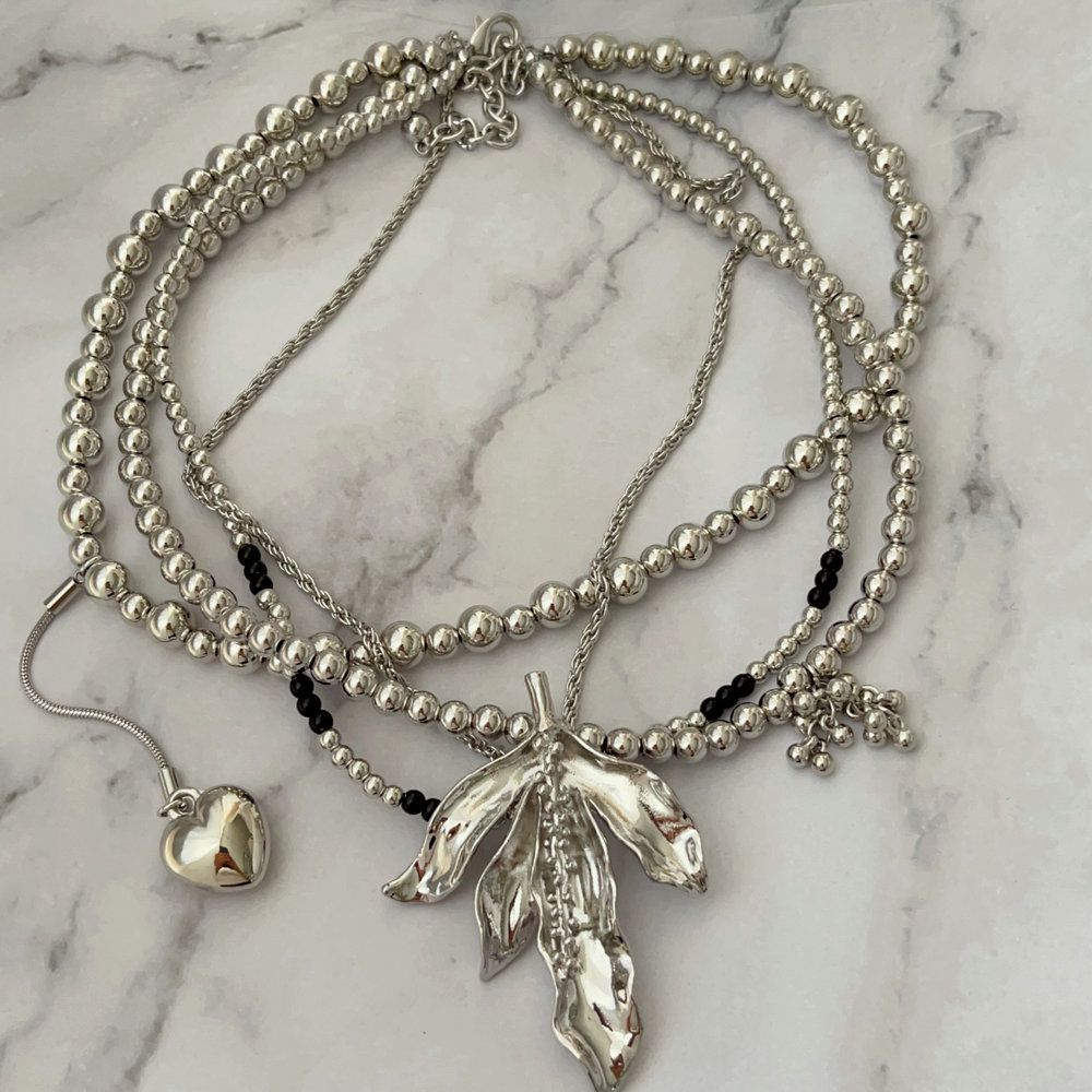 Chunky grey glass pearl necklace