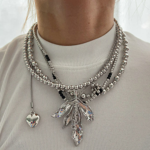 Chunky grey glass pearl necklace