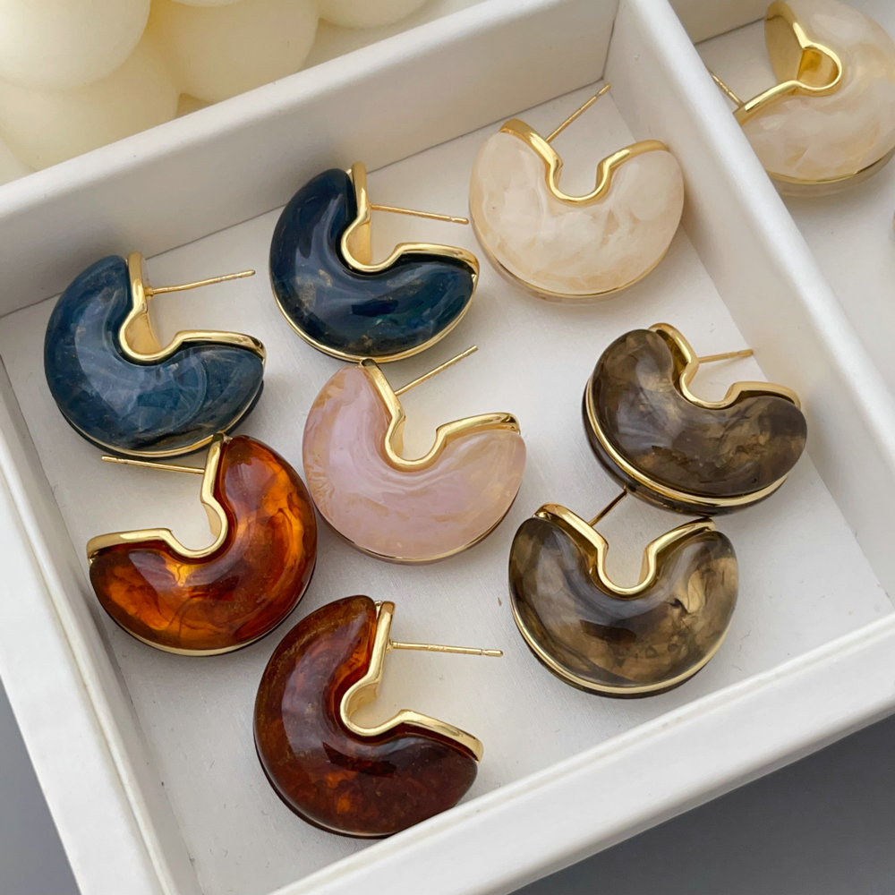 Trend acrylic earrings