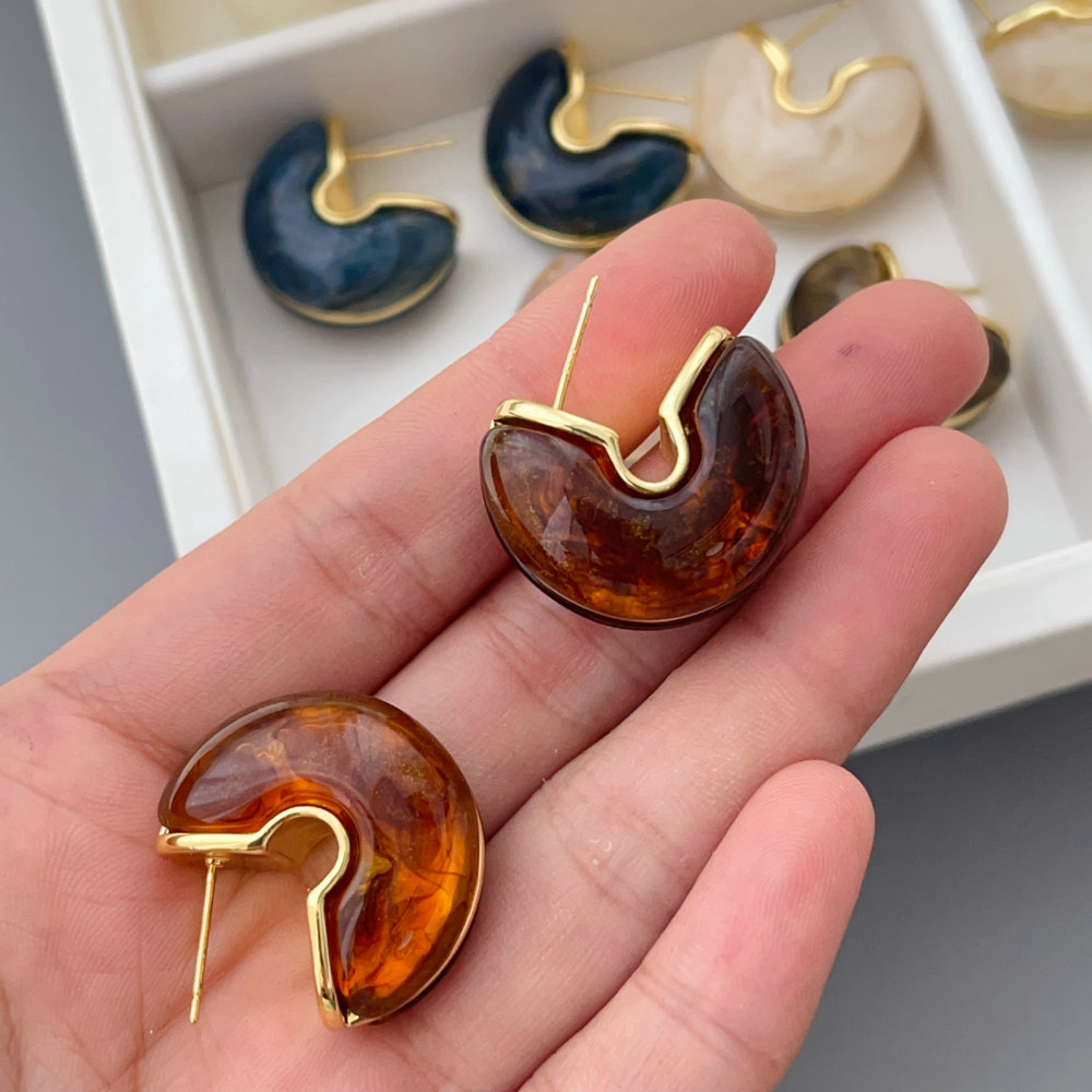 Trend acrylic earrings