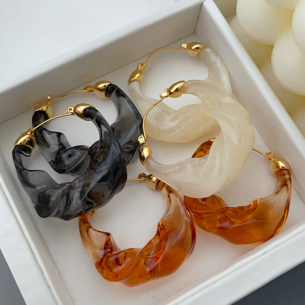 Acrylic twist earrings