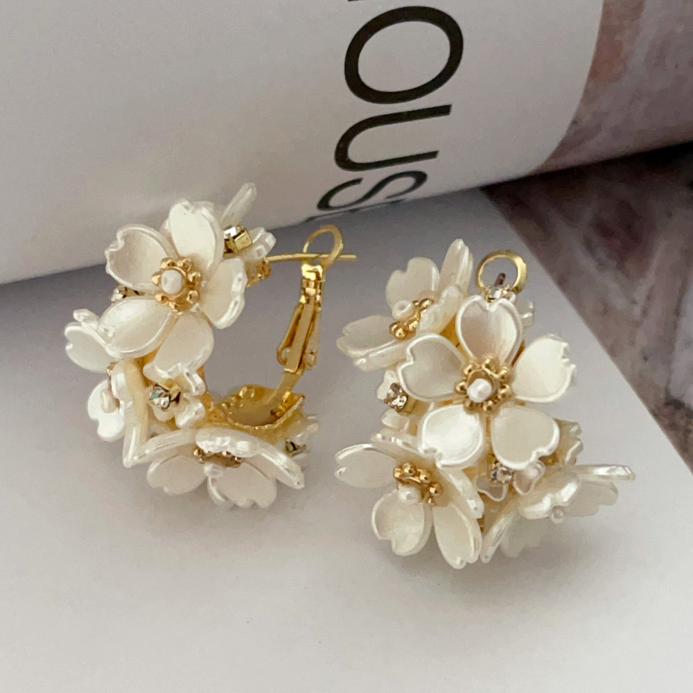 Flower hoop