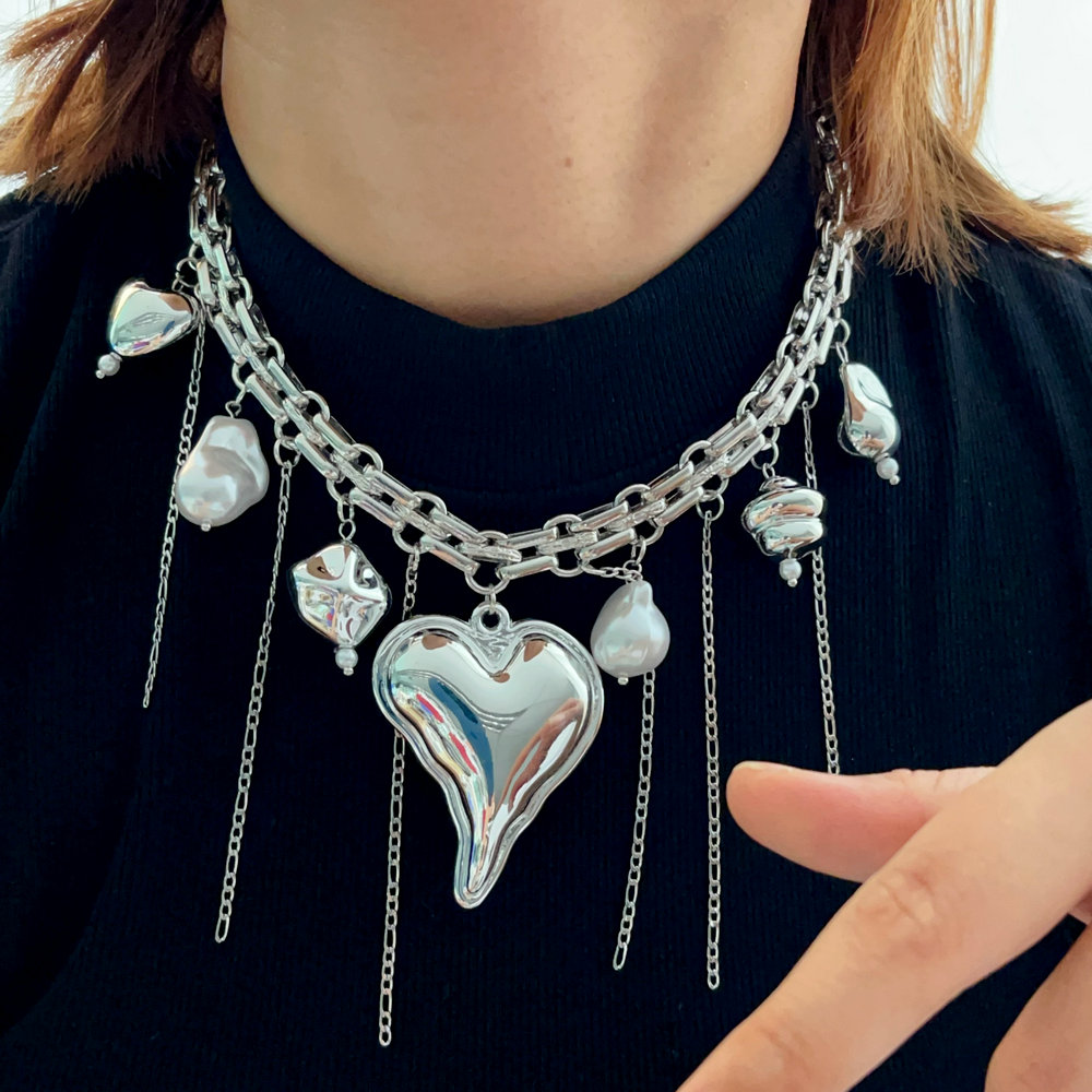 Chain heart necklace