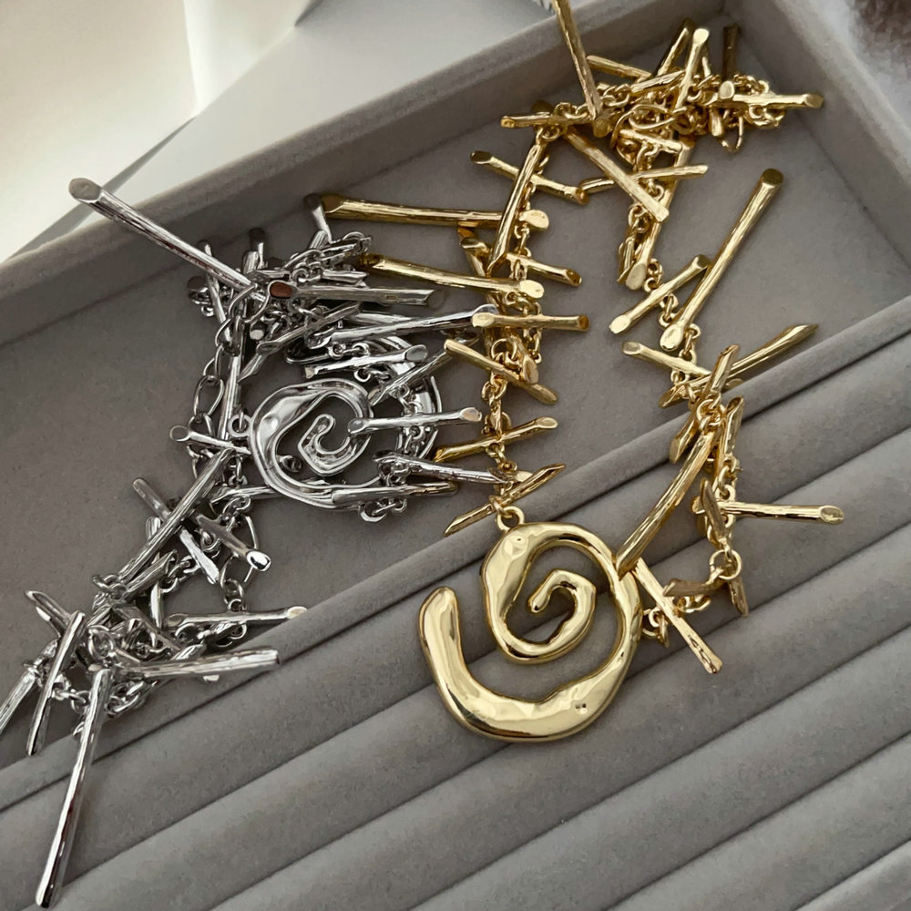 Snail chunky necklace