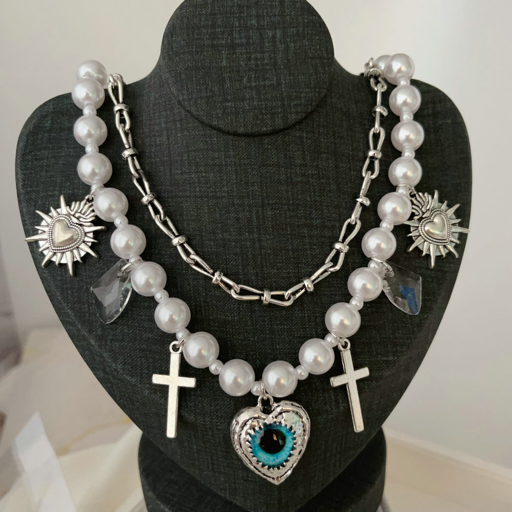 Layer eye charm necklace