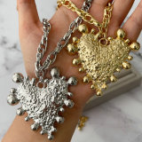 Chunky heart pendant necklace