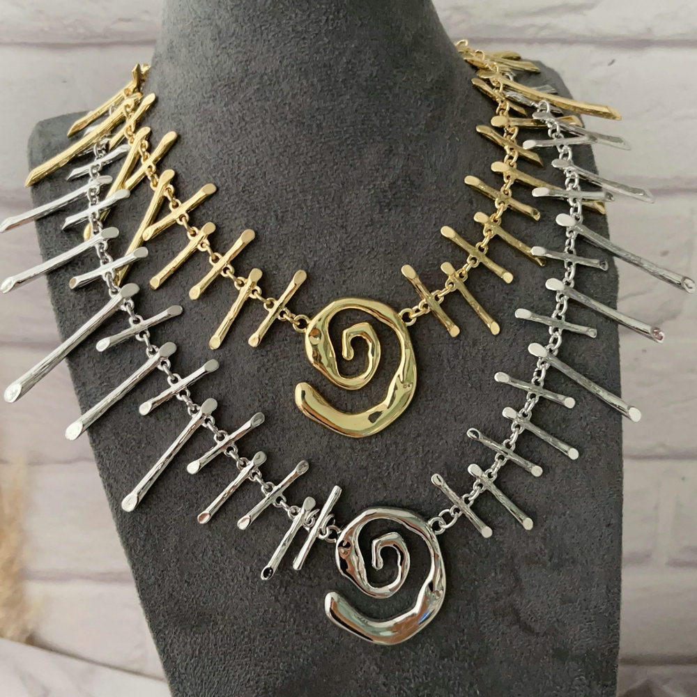 Snail chunky necklace