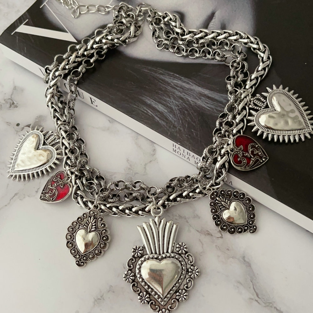 Chunky heart charm necklace