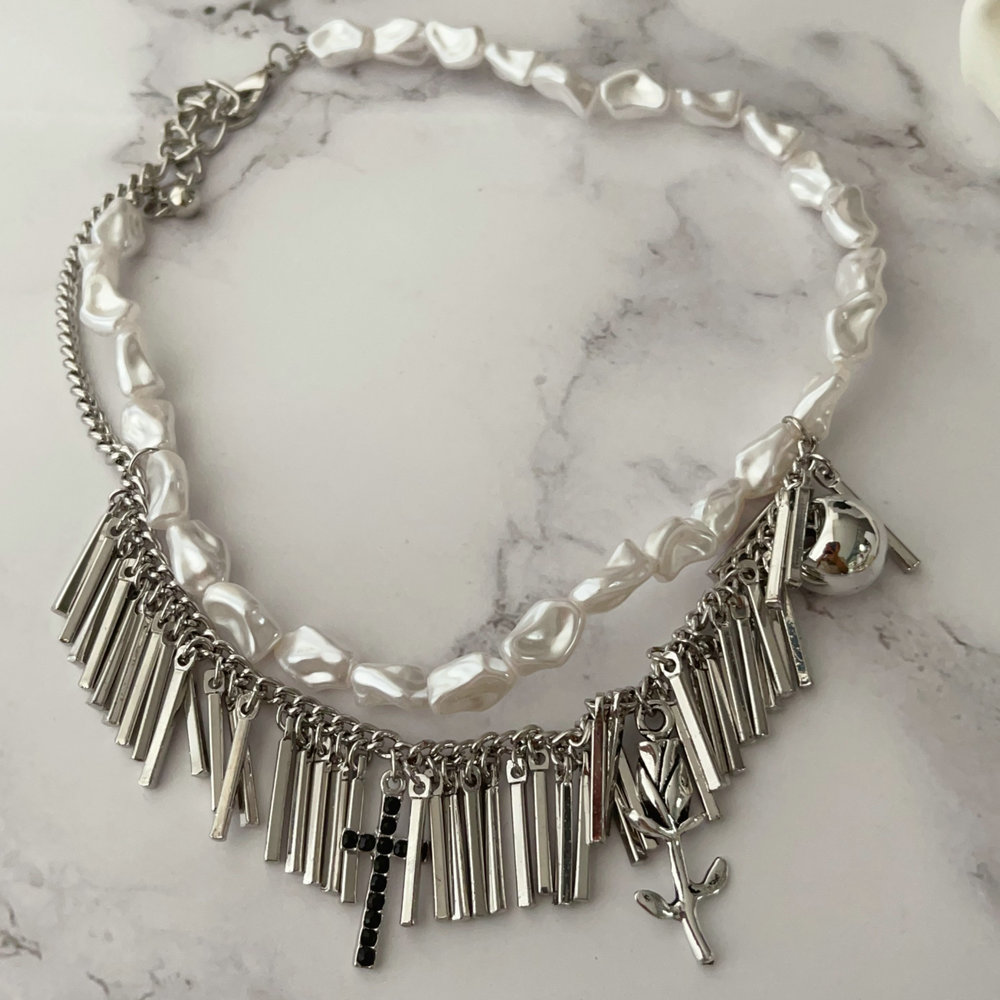 Chain tassel glass pearl necklace