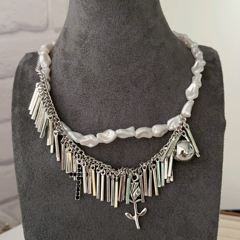 Chain tassel glass pearl necklace