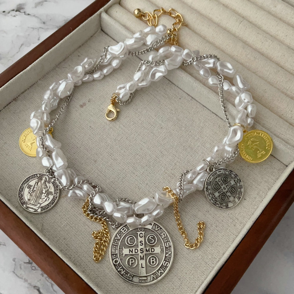 Glass pearl with coin pendant necklace