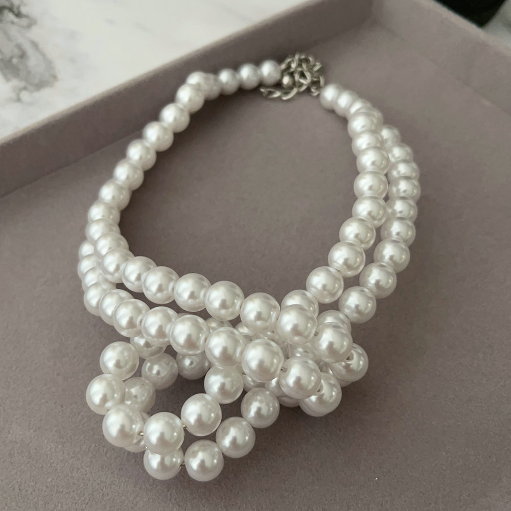 Glass pearl necklace