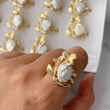 Fresh water pearl flower ring