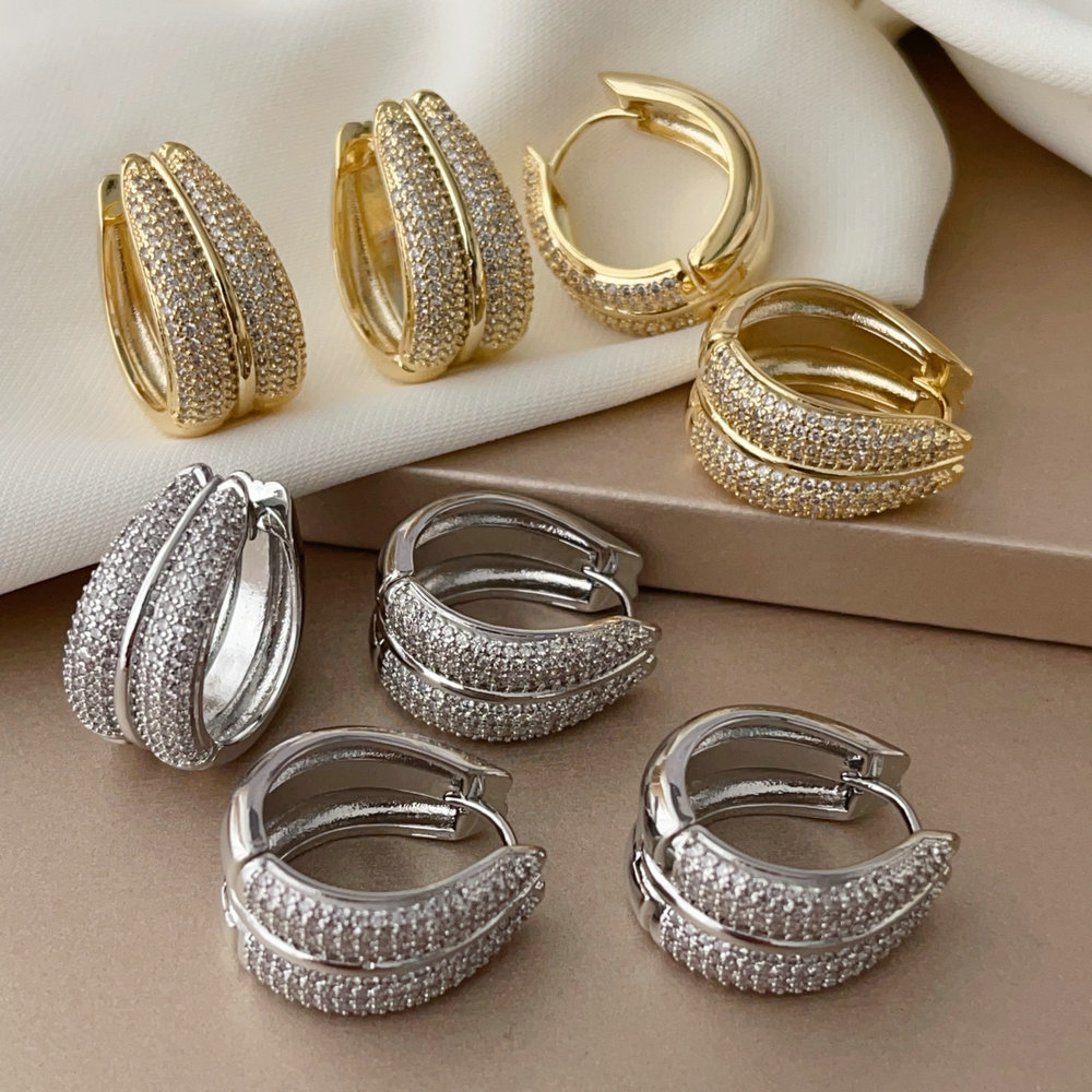 Pave zircon fashion hoop