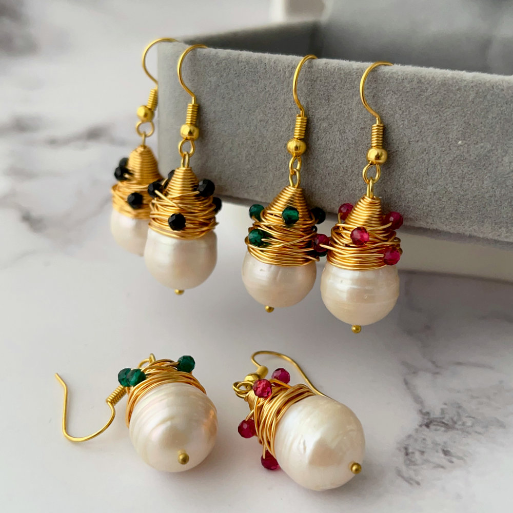 Fresh water pearl earrings