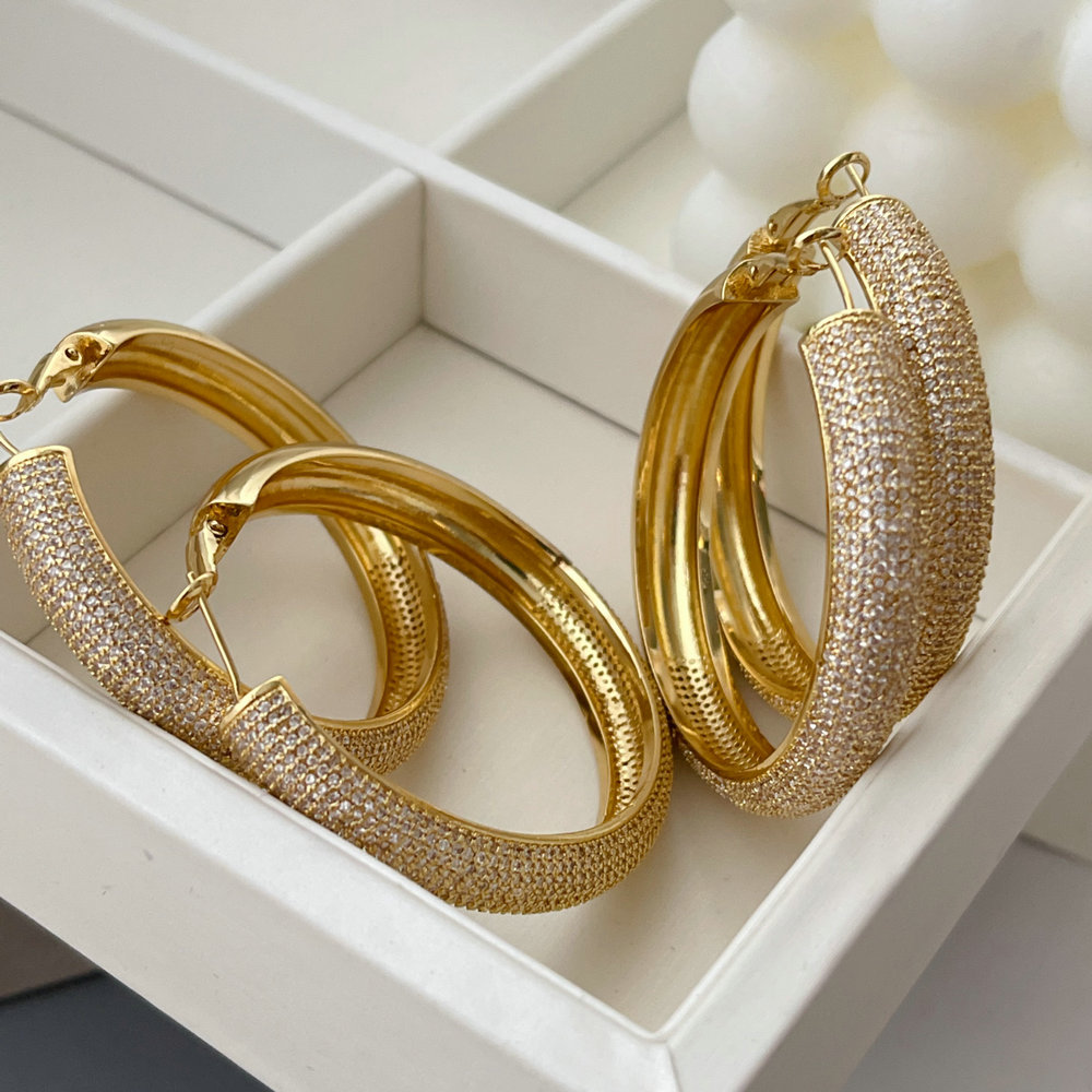 Pave zircon chunky hoop