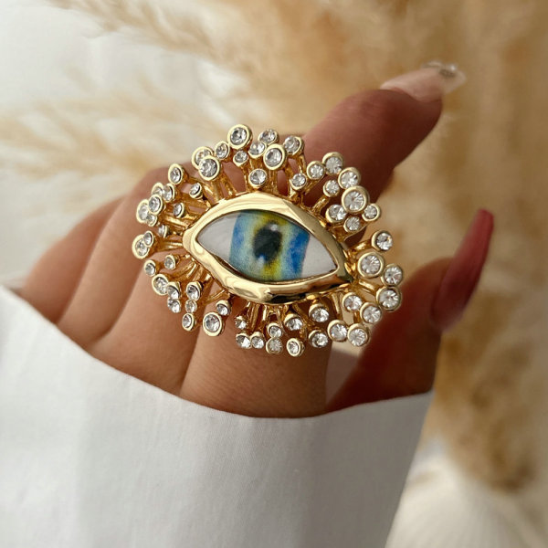 Fine zircon eye ring