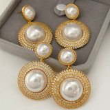 Chunky pearl zircon earrings