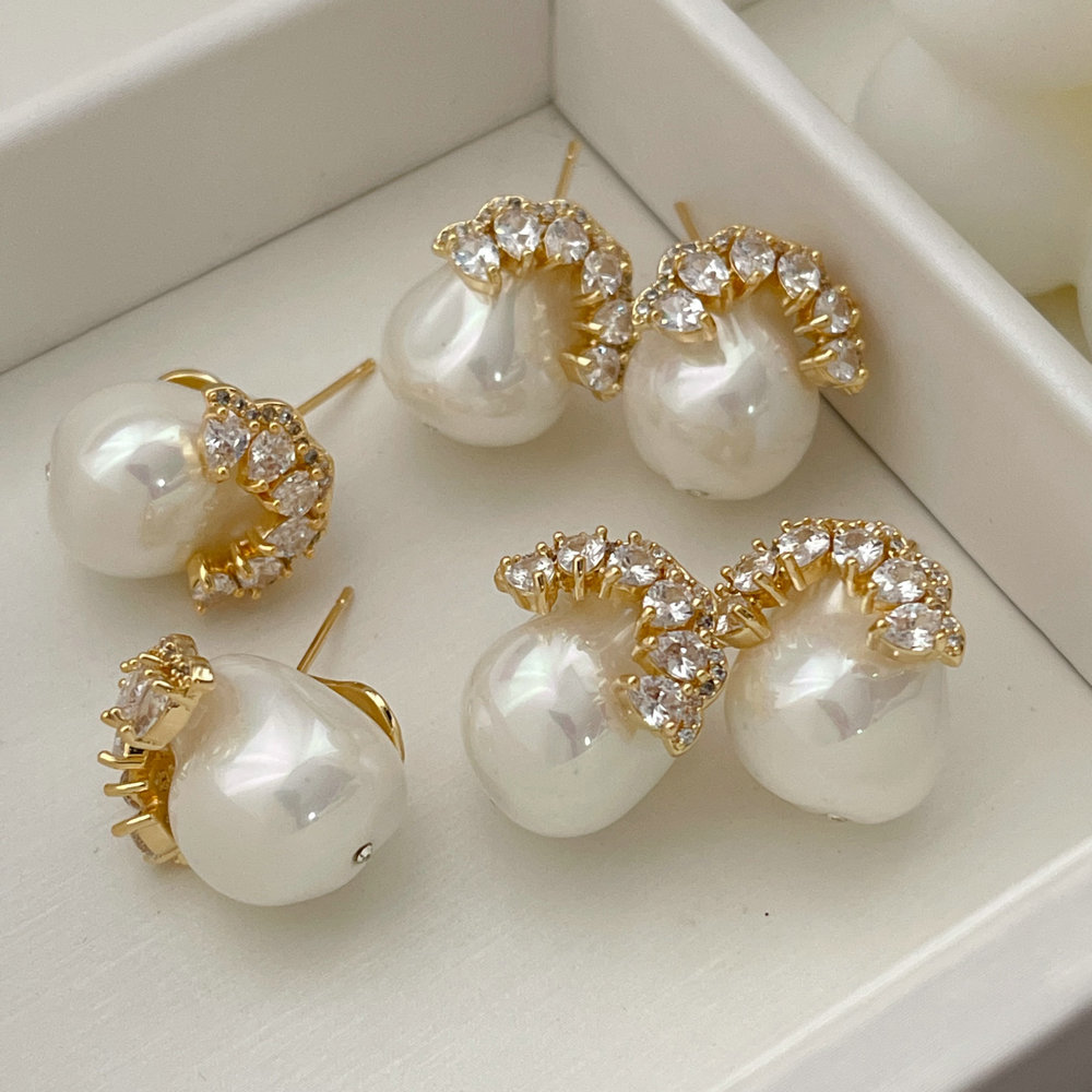 Pave fashion pearl earrings