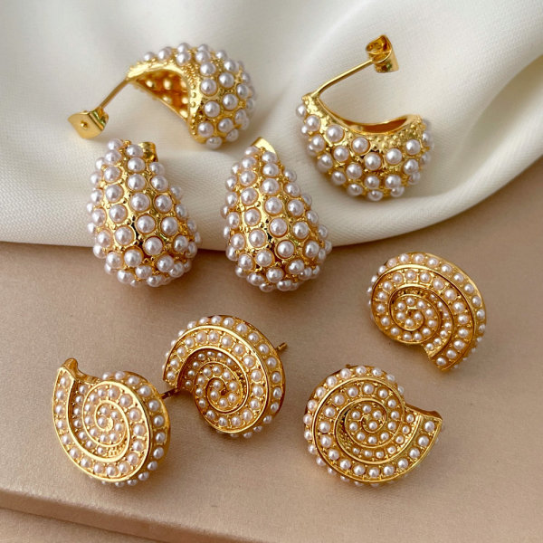 Pearl teardrop earrings