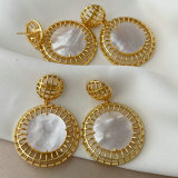 Round shell earrigs