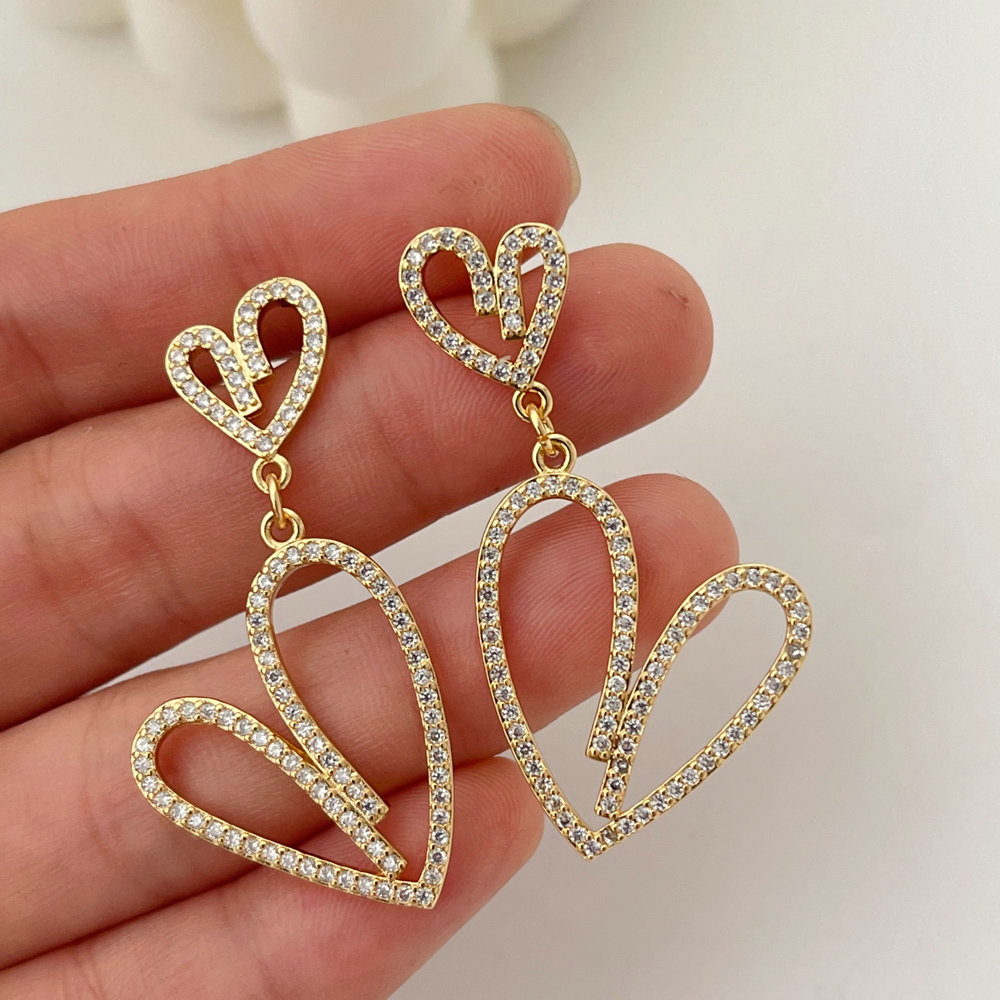 Pave zircon heart earrings
