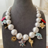 Charms glass pearl necklace