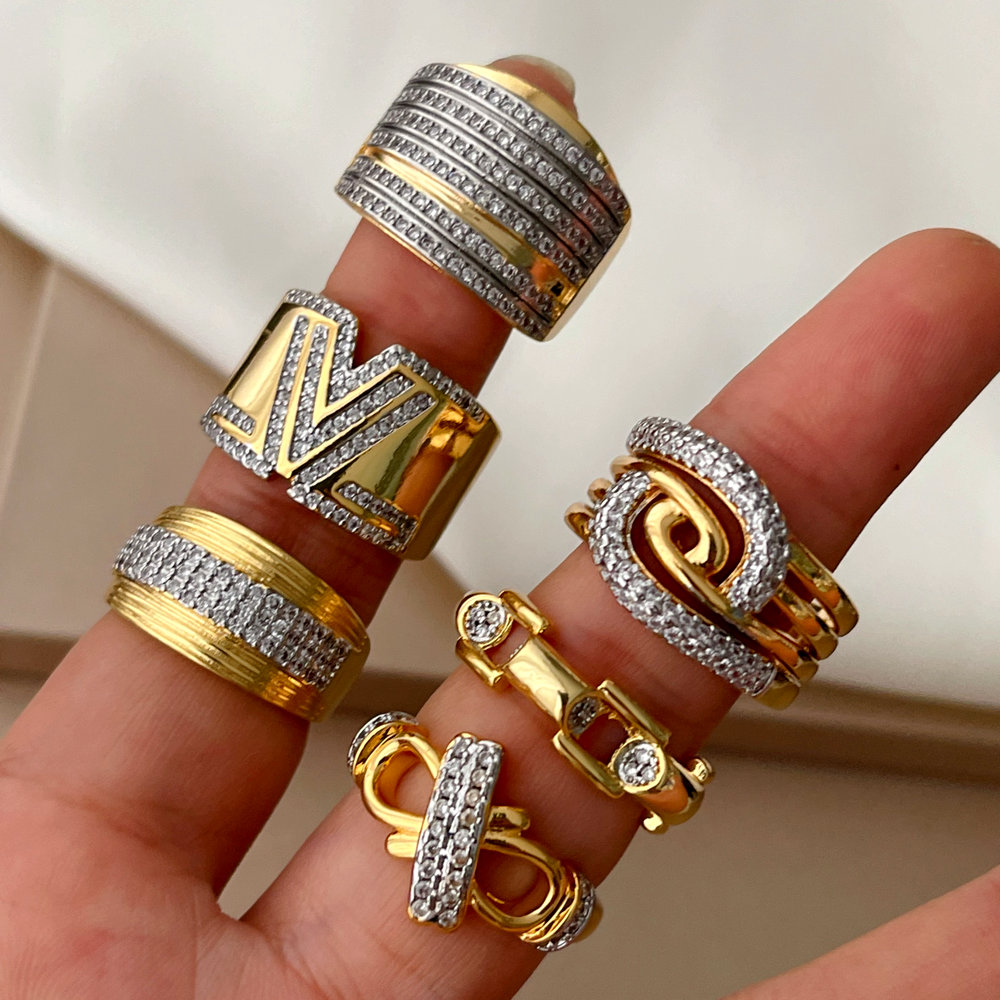 Pave zircon two tone ring