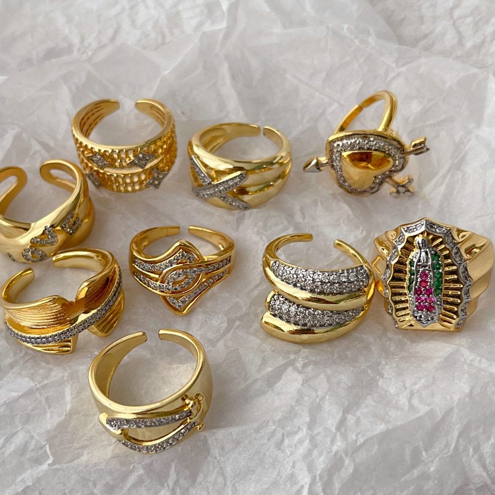 Pave zircon two tone ring