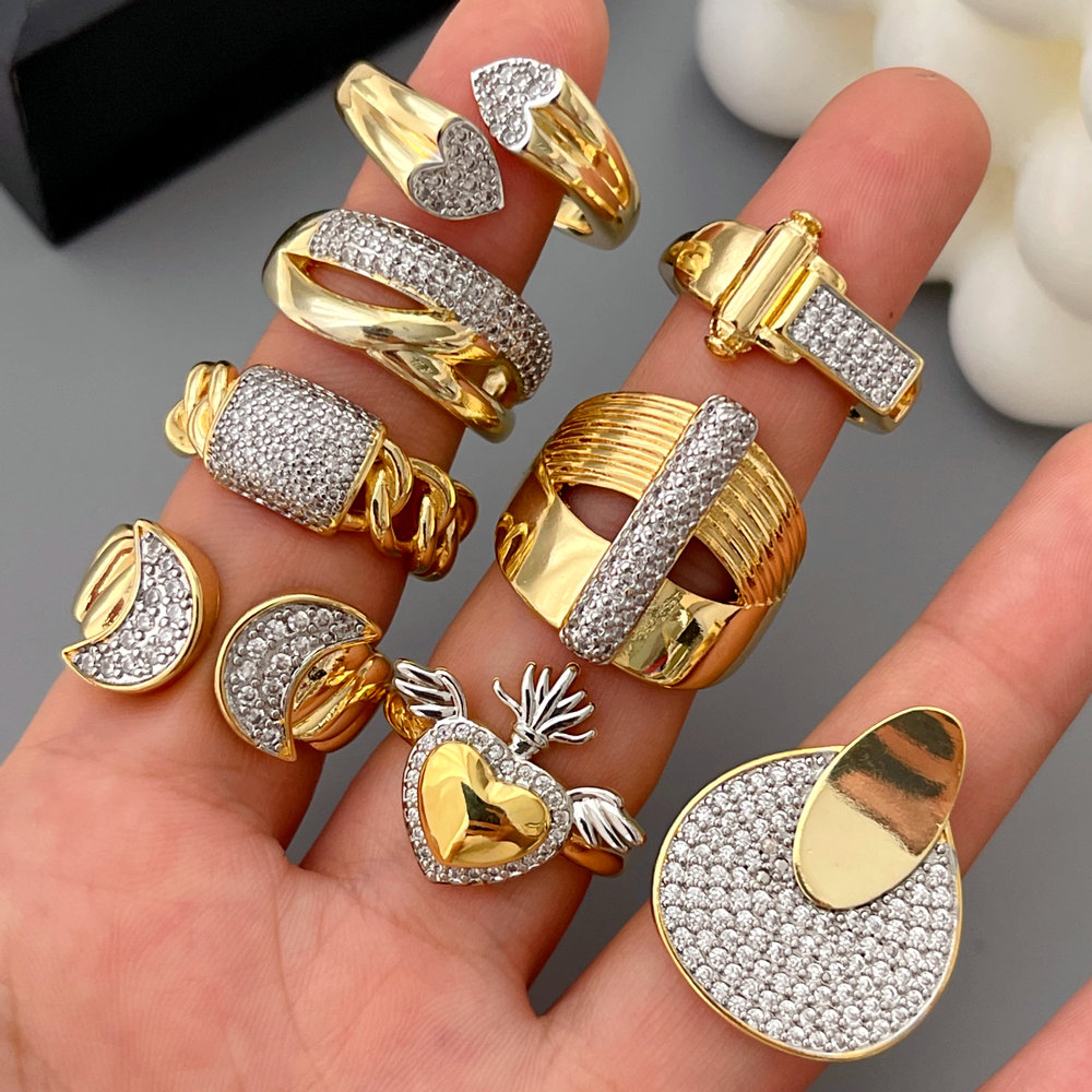 Pave zircon two tone ring