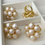 Fresh water pearl flower ring