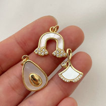 Shell leaf charm