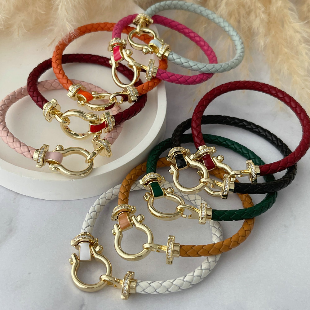 Leather fashion bracelet