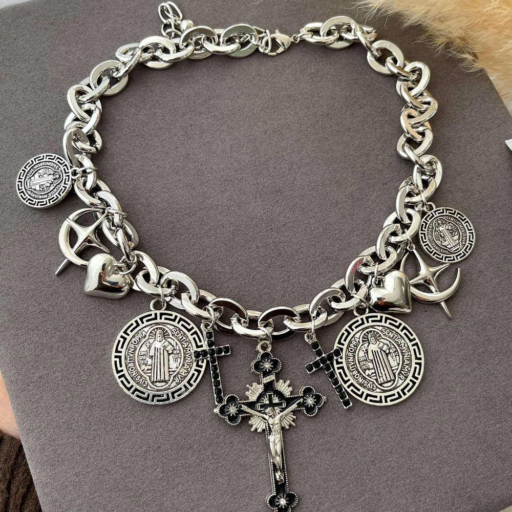 Cross charm chain necklace
