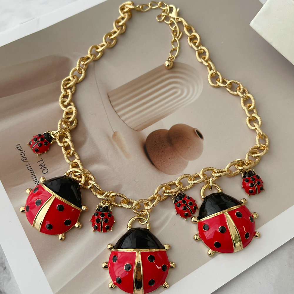 Lady bug pendant cuban chain necklace