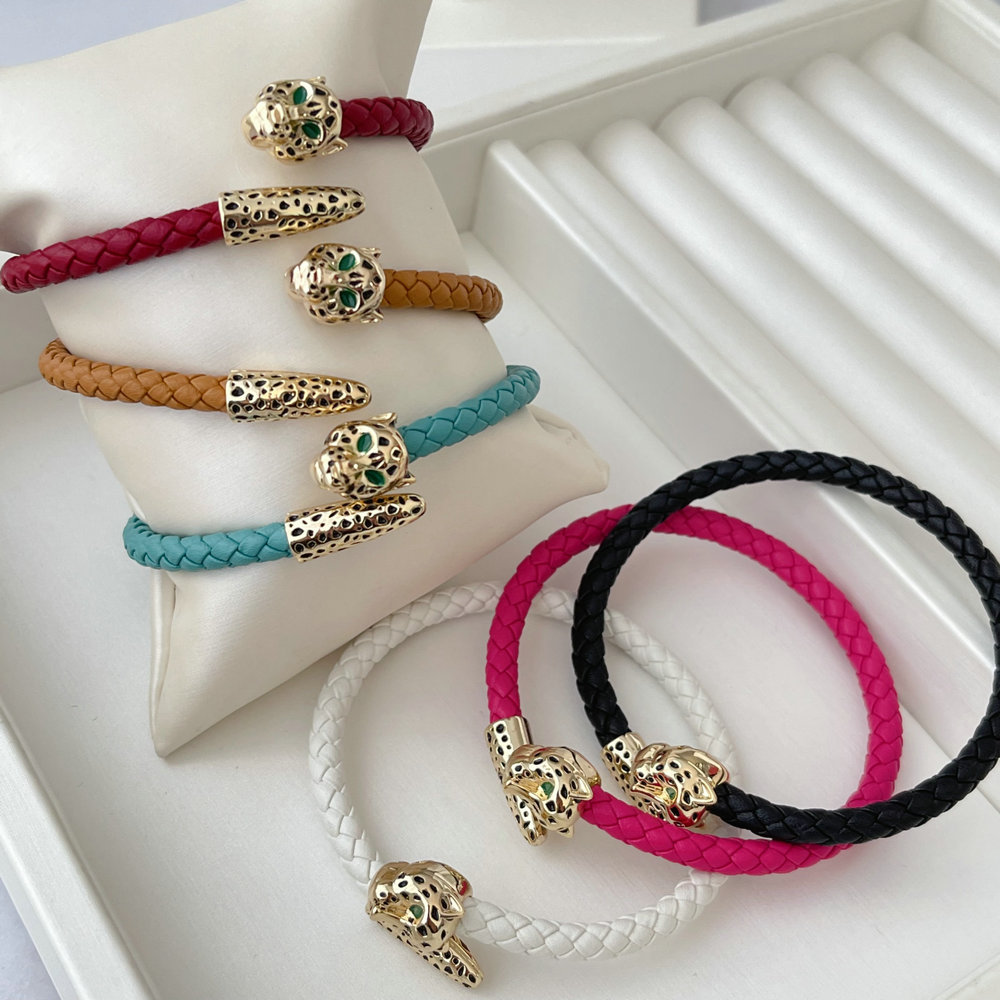 Leather tiger bracelet