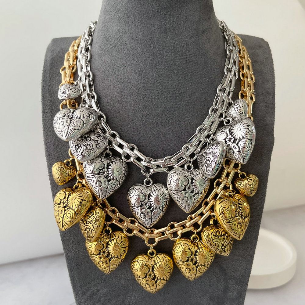 Chunky charm neckalce