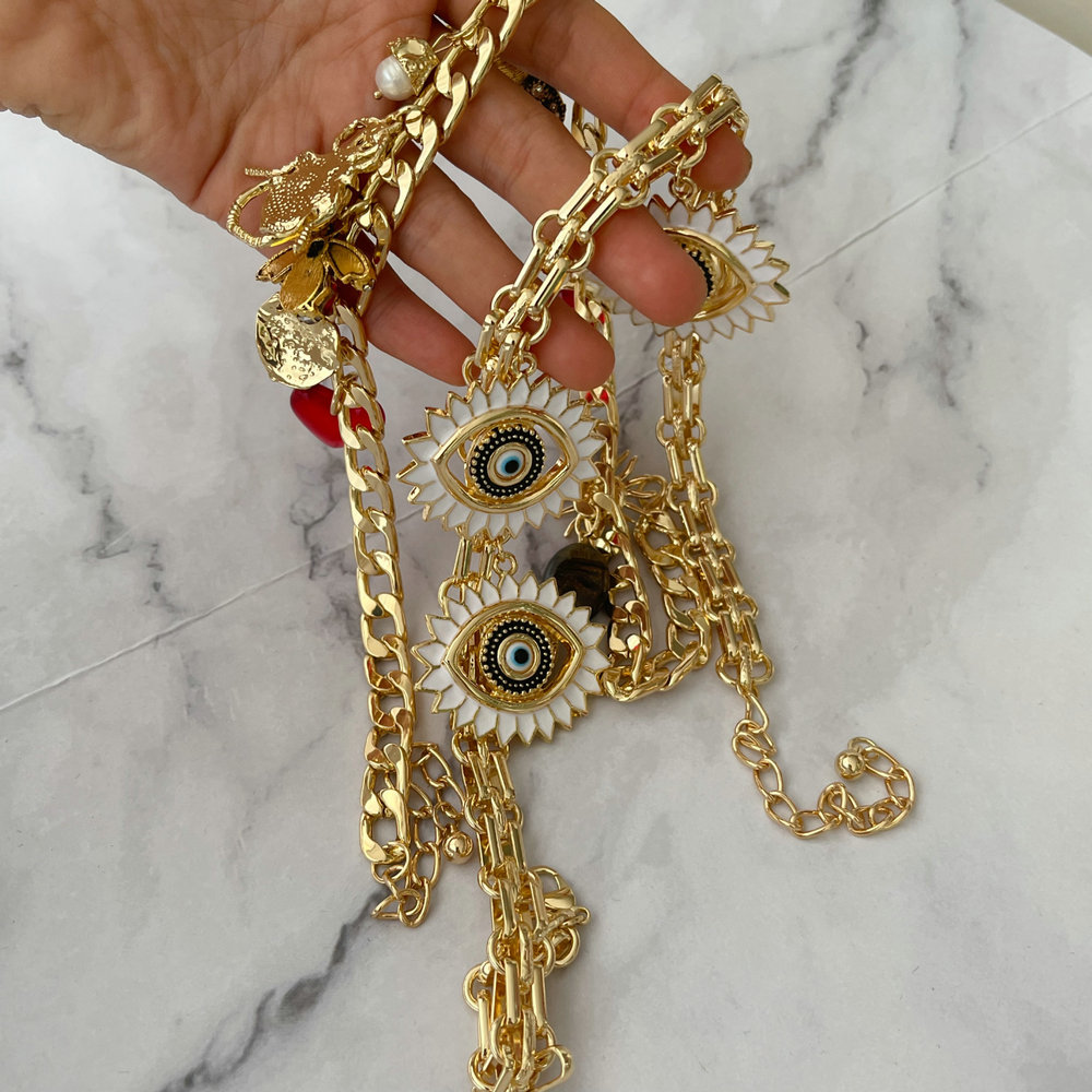 Cuban chain bee charm necklace