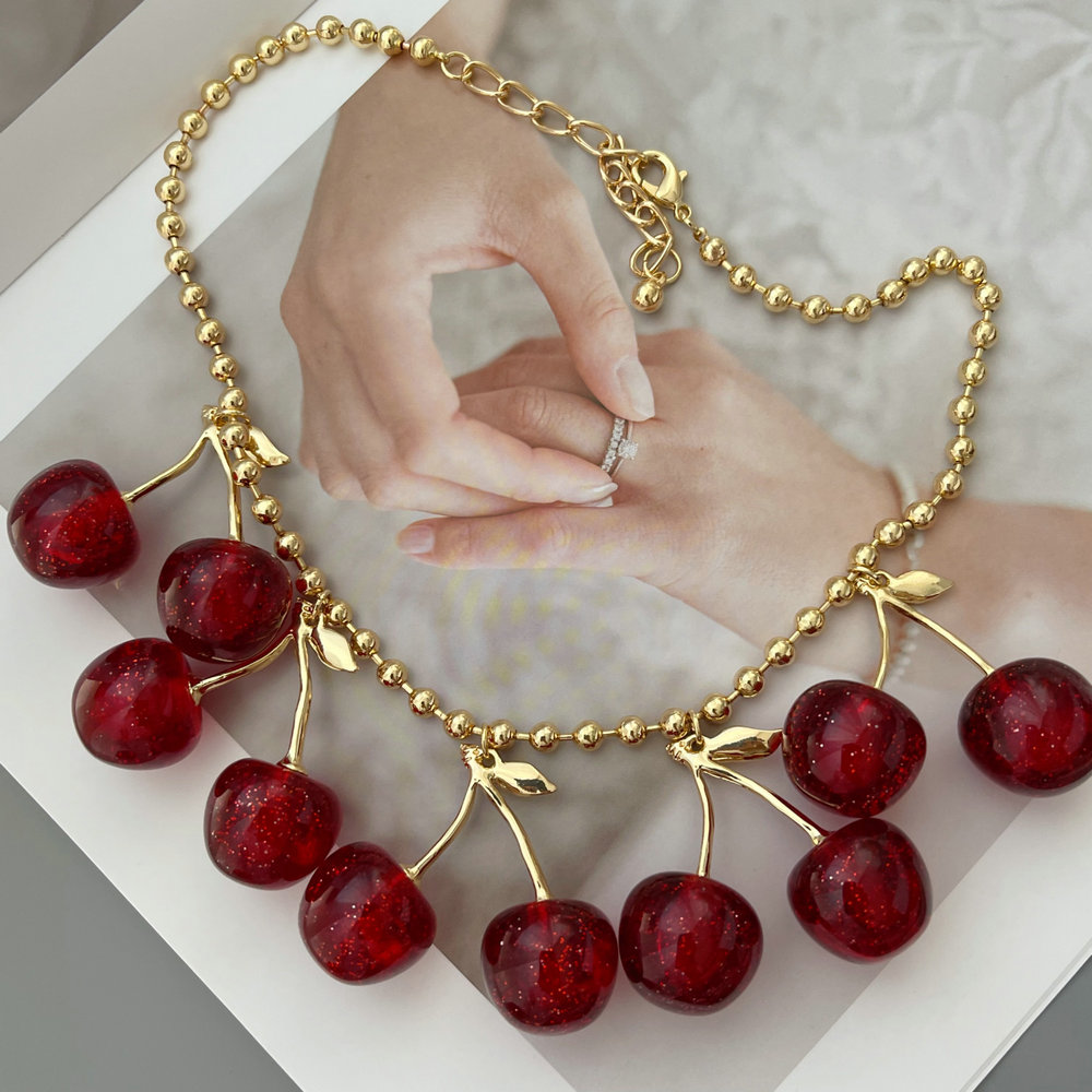 Cherry pendant bead necklace