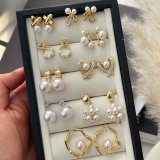 Simple pearl earrings