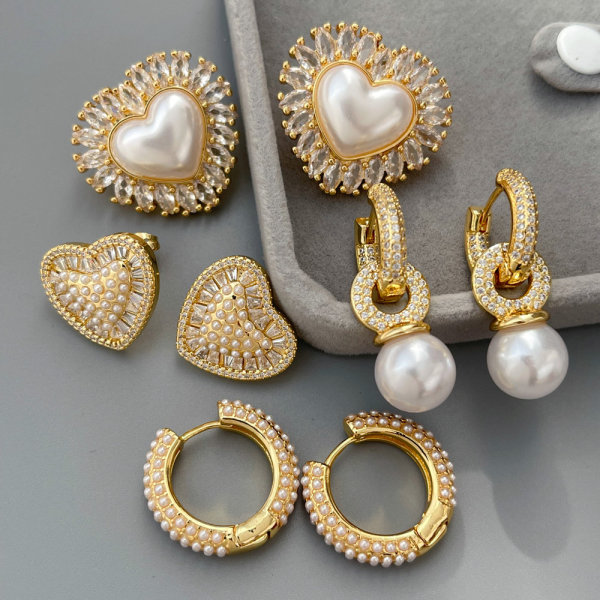 Pave zircon pearl heart earrings