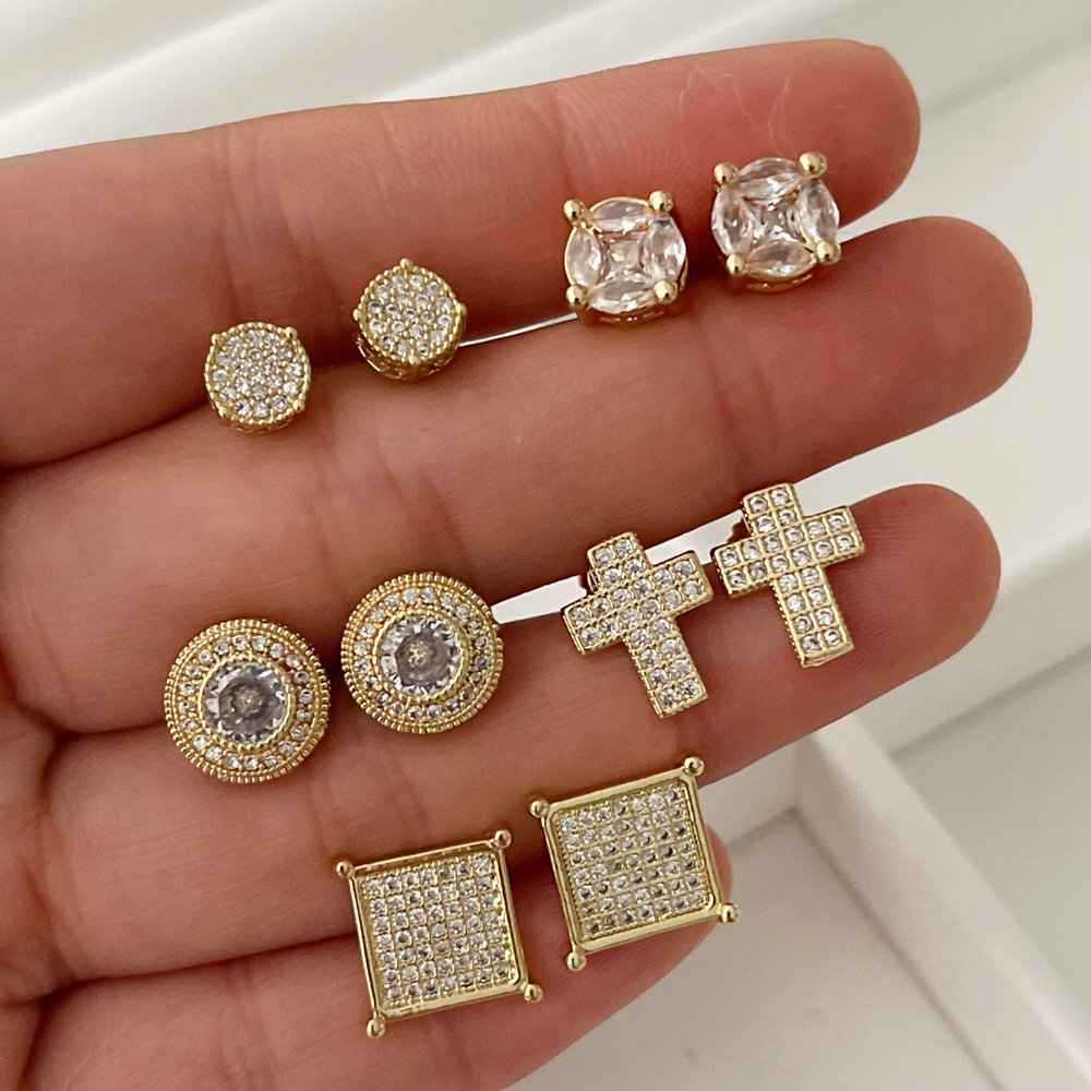 Pave zircon round shape earrings