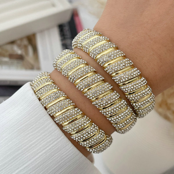 Elastic crystal wave bracelet
