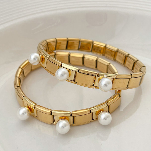 Italian Elastic Pearl Bracelet