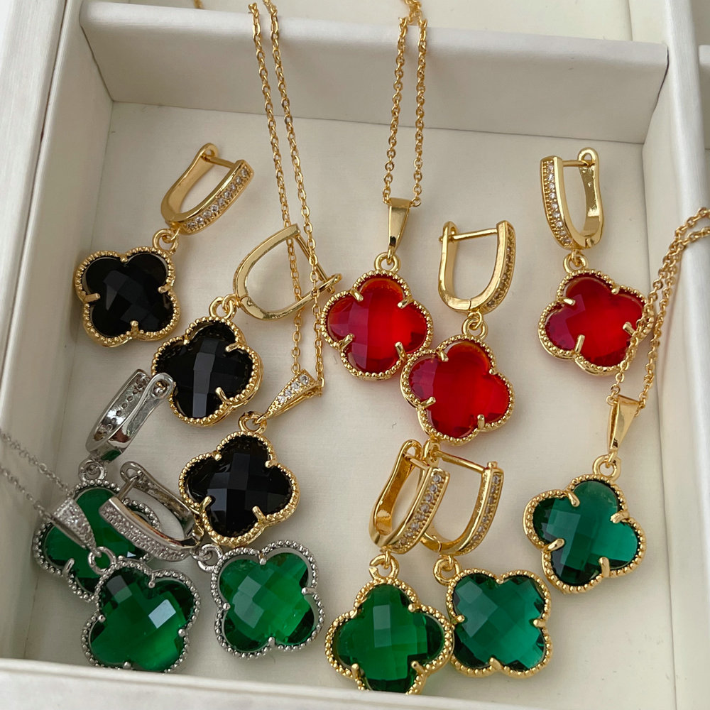Clover set jewelry