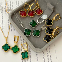Clover set jewelry